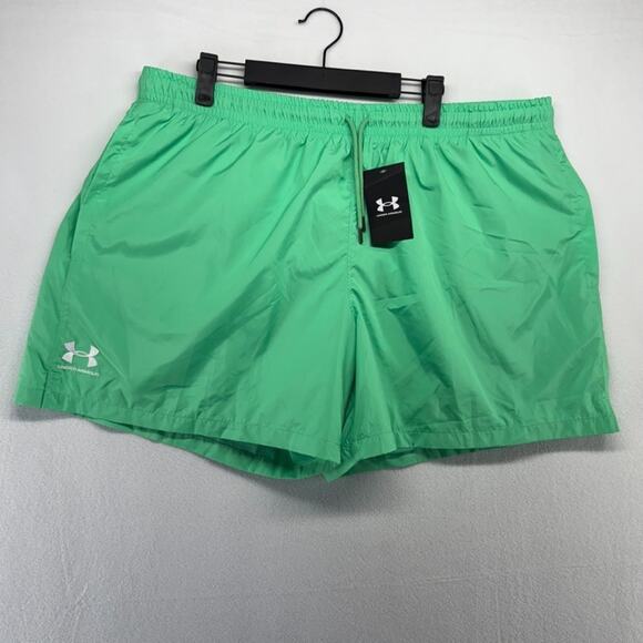 Under Armour Shorts Mens 2XL Green Essential Volley Woven Flex Lightweight NEW - Picture 1 of 11